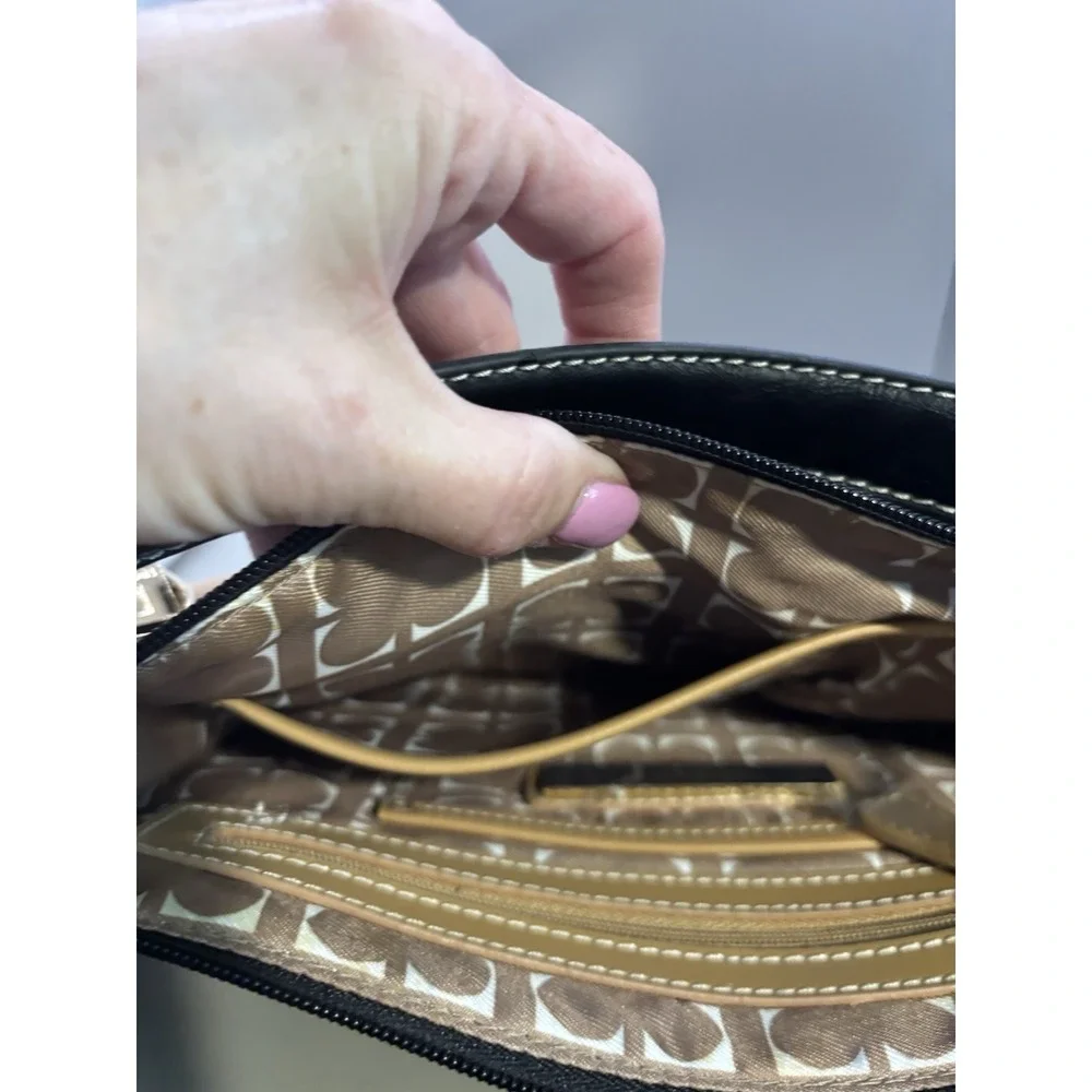 Liz Claiborne liz claiborne